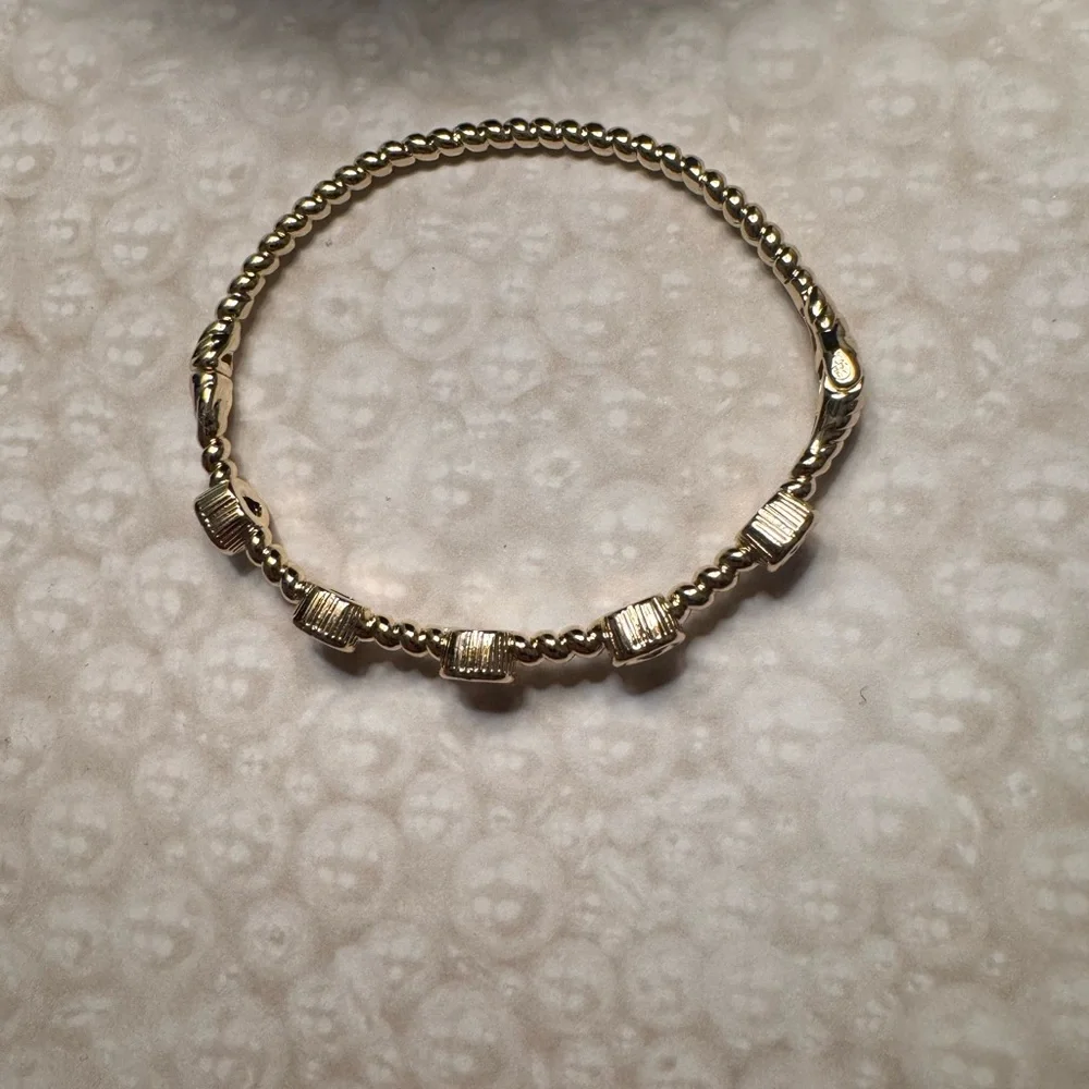 Elegant Gold Beaded Bracelet